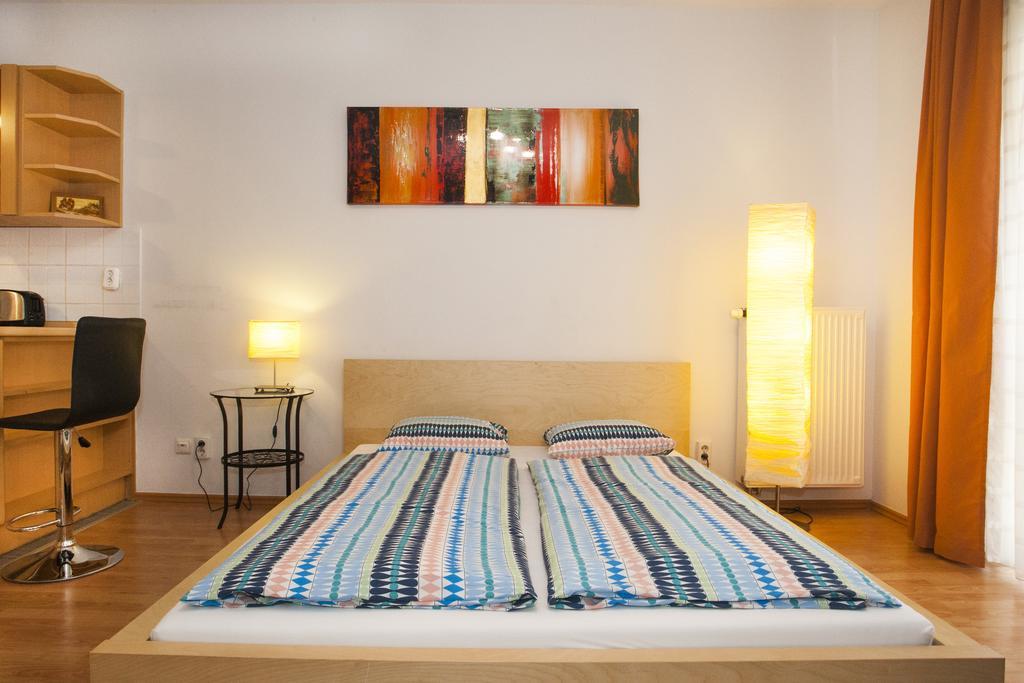 Gabriella Studio In The Downtown. Budapest Luaran gambar