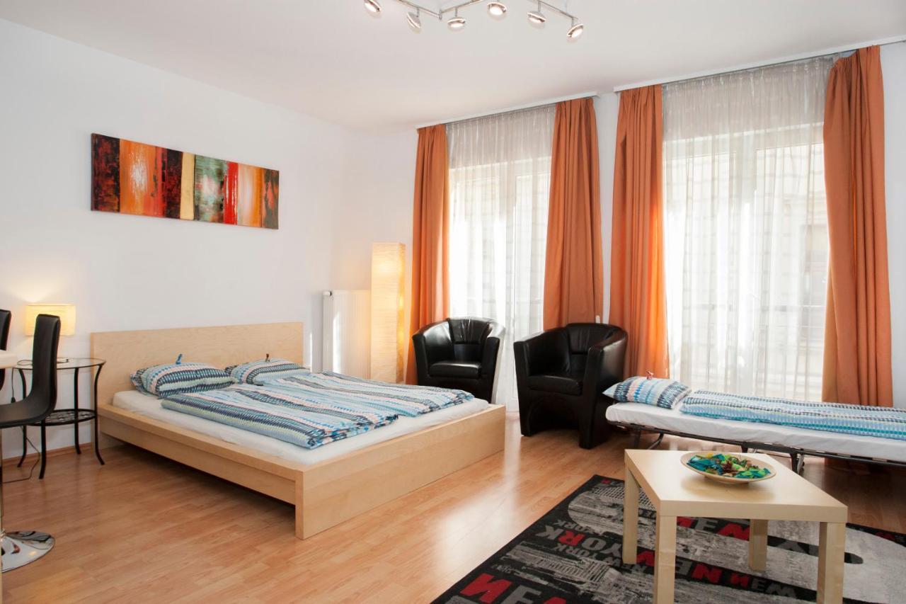 Gabriella Studio In The Downtown. Budapest Luaran gambar